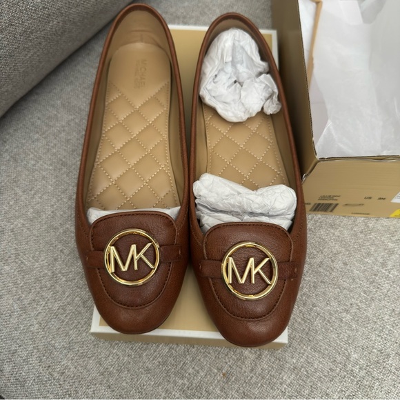 Michael Kors Brown Leather Loafers size 9 - Picture 1 of 9